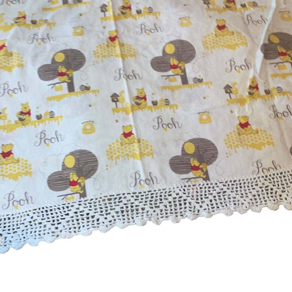 Handmade Pooh Bear Crochet Trim Baby Blanket Nursery Kids Room Approx 39x28